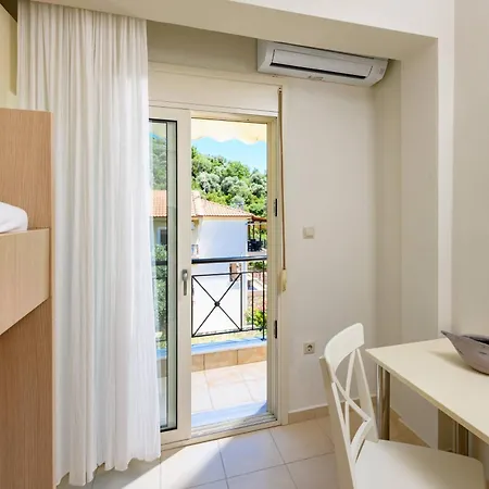 Apartamento Nektaria *